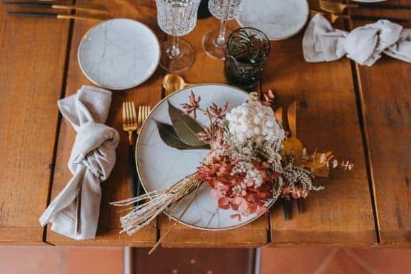 Floristería a Domicilio en Barcelona, flores icónicas, ramos de temporada, plantas, arreglos florales para bodas y eventos.