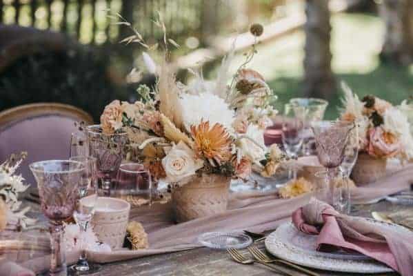 Floristería a Domicilio en Barcelona, flores icónicas, ramos de temporada, plantas, arreglos florales para bodas y eventos.