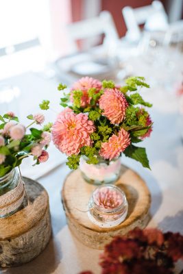 Floristería a Domicilio en Barcelona, flores icónicas, ramos de temporada, plantas, arreglos florales para bodas y eventos.