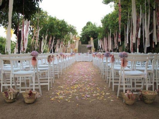 Floristería a Domicilio en Barcelona, flores icónicas, ramos de temporada, plantas, arreglos florales para bodas y eventos.