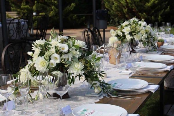 Floristería a Domicilio en Barcelona, flores icónicas, ramos de temporada, plantas, arreglos florales para bodas y eventos.